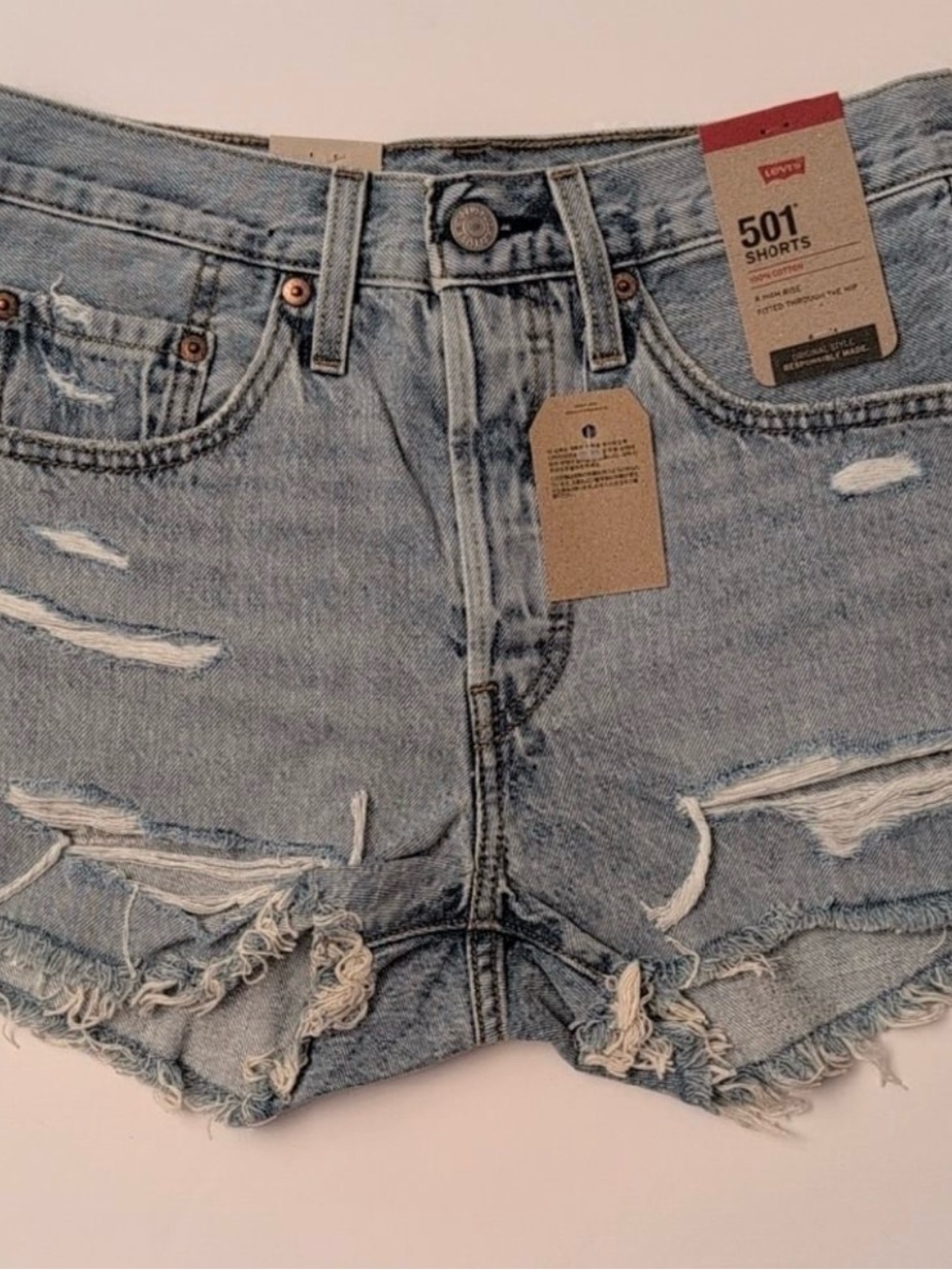 NWT Levi's 501 Women's Ripped Jean Shorts Denim High Rise Button Fly - Size 26